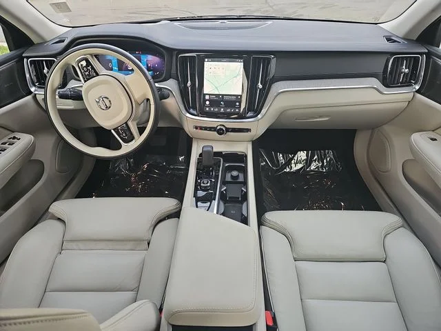 Used 2024 Blue Volvo Ultimate image 10