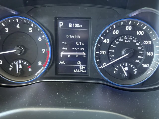 Used 2023 Black Hyundai SEL image 16