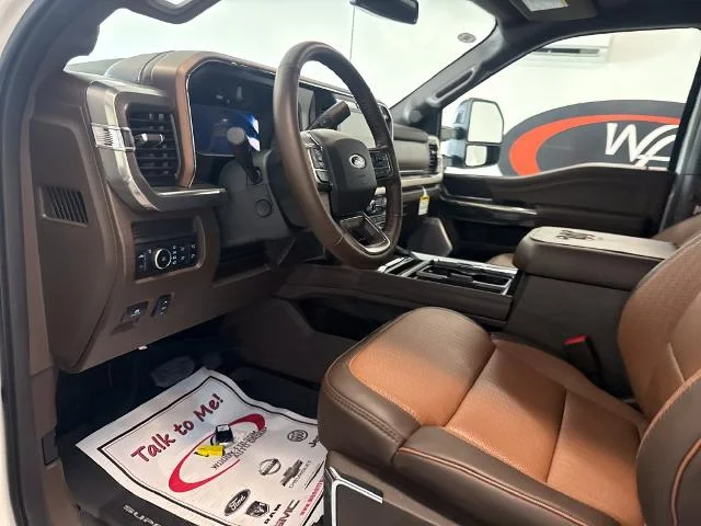 New 2026 Star White Metallic Tri-Coat Ford F-350® King Ranch® image 31