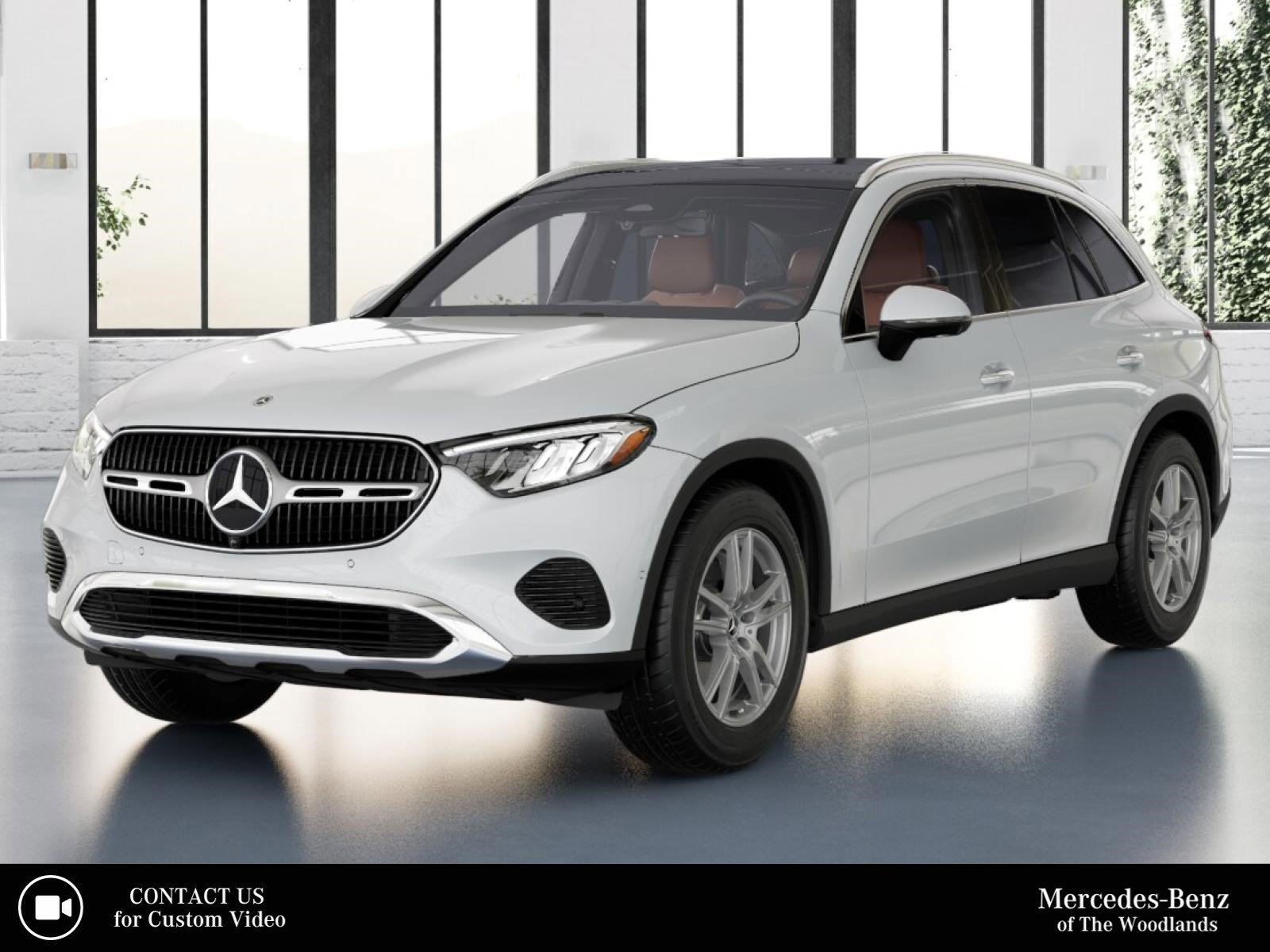 New 2026 MANUFAKTUR Moonlight White Metallic Mercedes-Benz GLC 300 image 1
