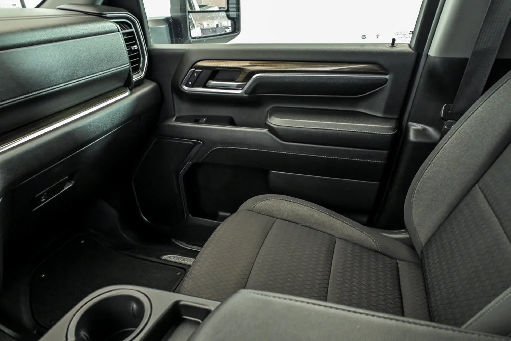 2024 Chevrolet Silverado 3500HD LT - Photo 23