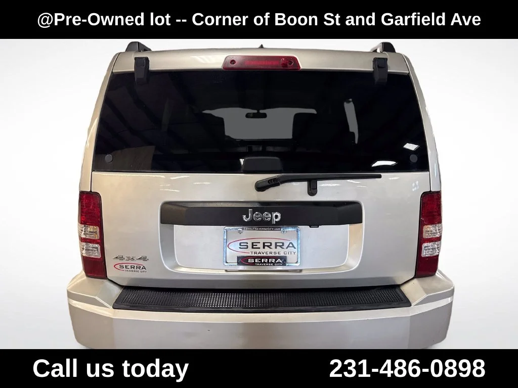 Used 2009 Gray Jeep Sport image 4