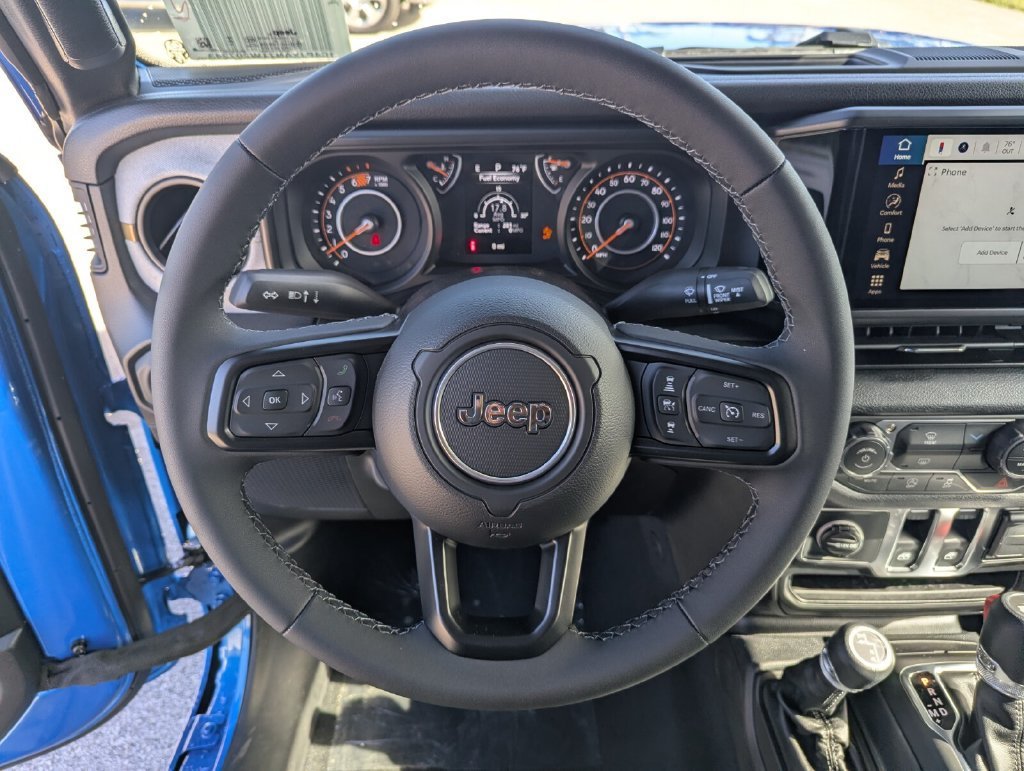 New 2026 Hydro Blue Pearl-Coat Exterior Paint Jeep Sport S image 15