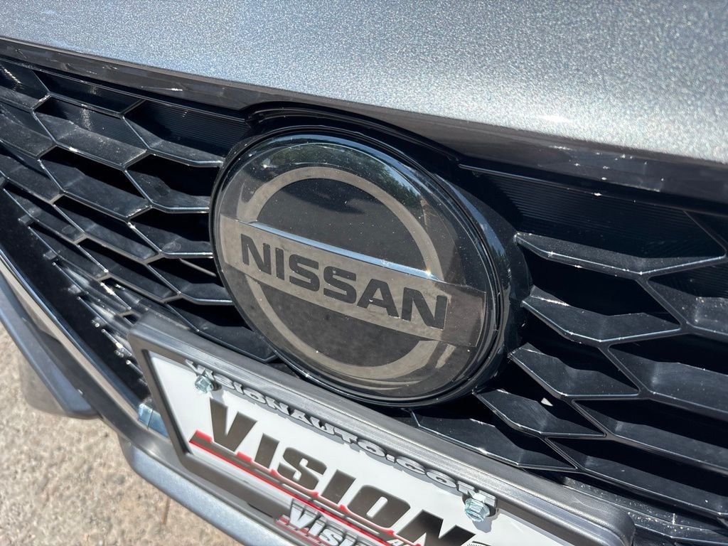 Used 2023 Gray Nissan SV image 9