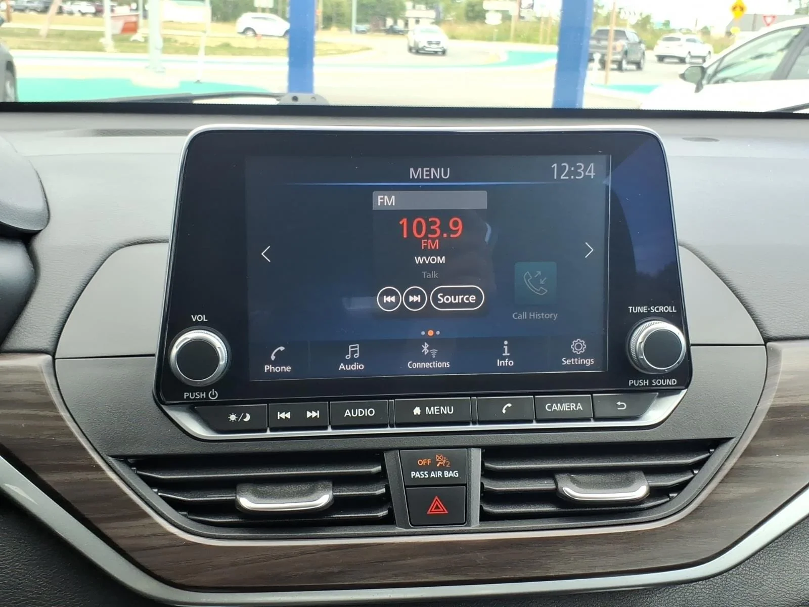 Used 2024 Super Black Nissan 2.5 SV image 20