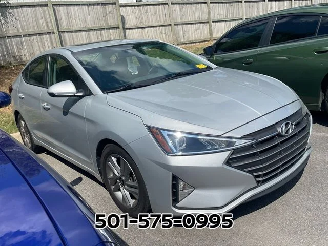 Used 2020 Silver Hyundai Value Edition image 3