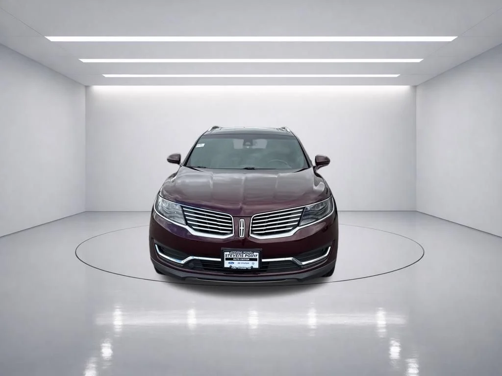 Used 2018 Burgundy Velvet Metallic Tinted Clearcoat Lincoln Reserve image 10