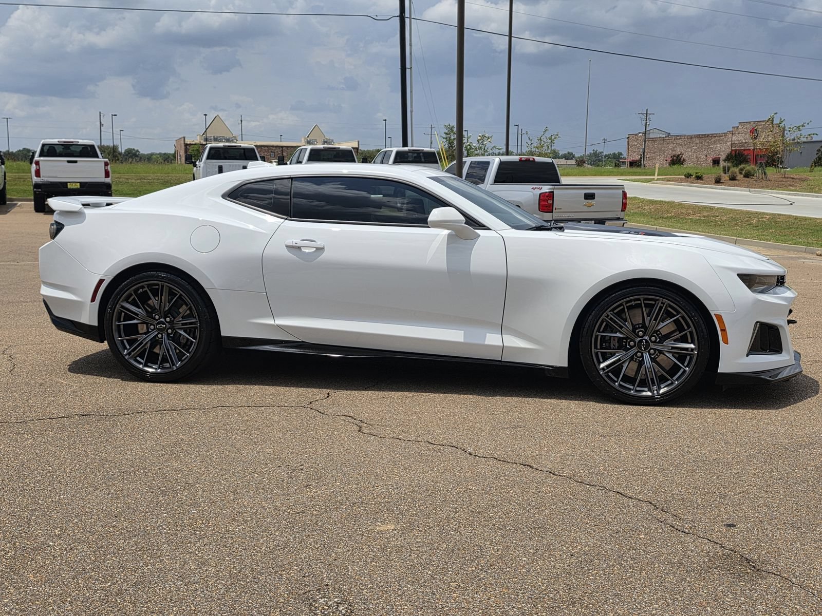 Used 2023 SUMMIT WHITE Chevrolet ZL1 image 6
