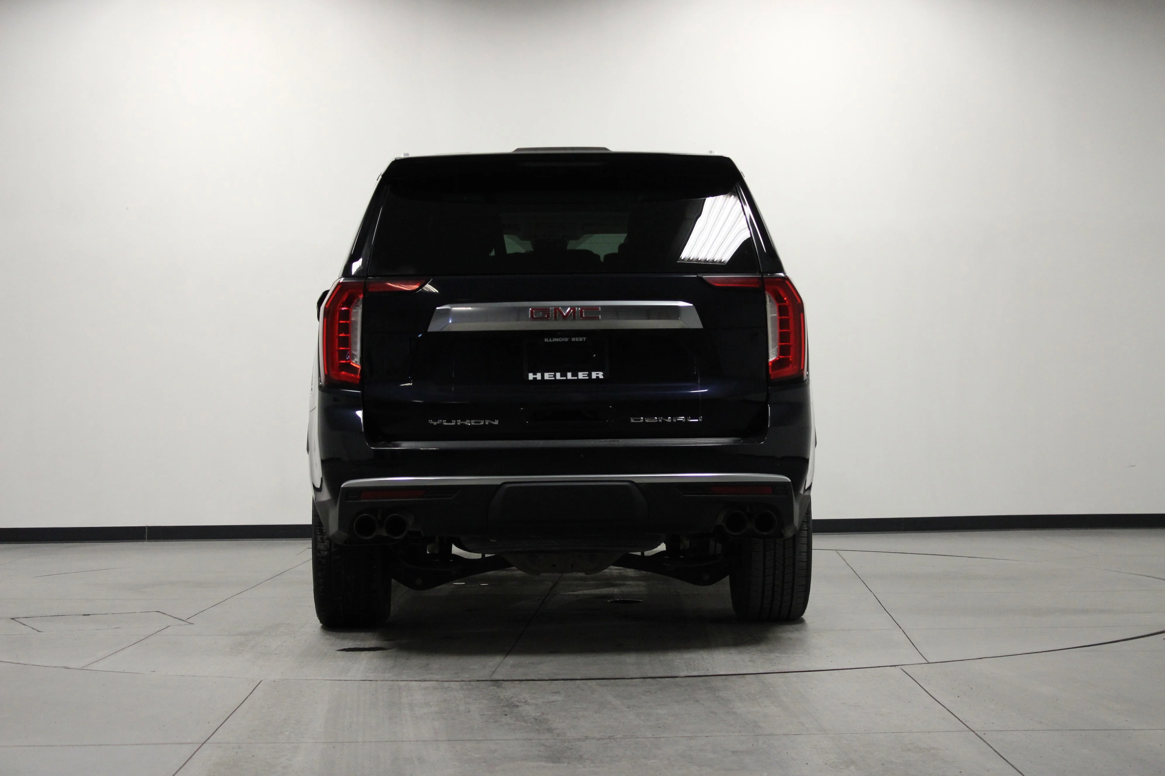 Used 2023 Midnight Blue Metallic GMC Denali image 5