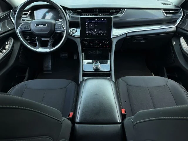 Used 2023 Black Jeep Laredo image 18