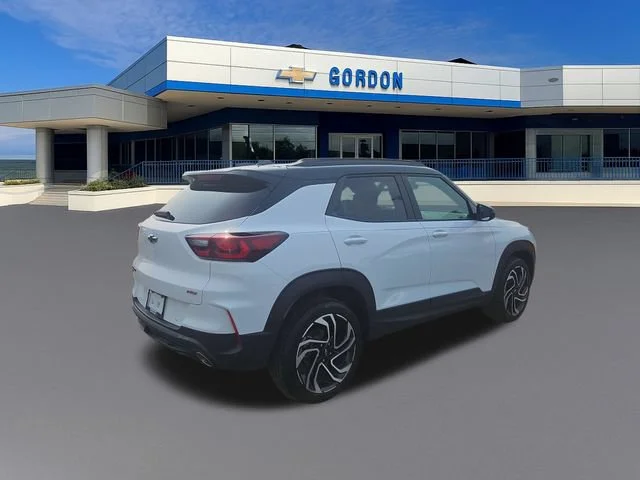 Used 2024 Summit White Chevrolet RS image 6