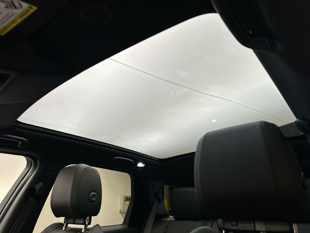 New 2026 Fuji White Land Rover Landmark image 11
