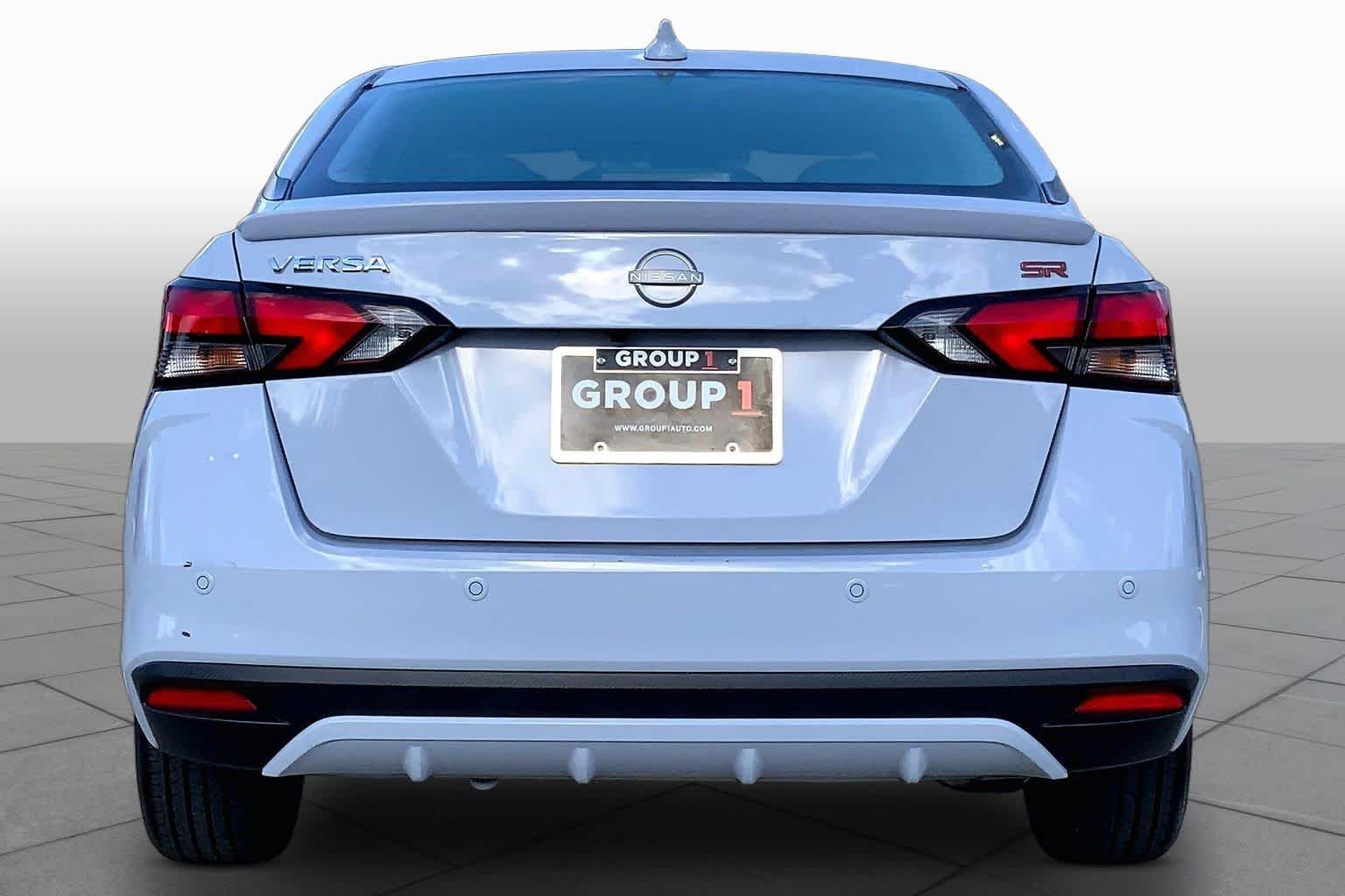 Used 2025 Gray Sky Pearl Nissan SR image 5