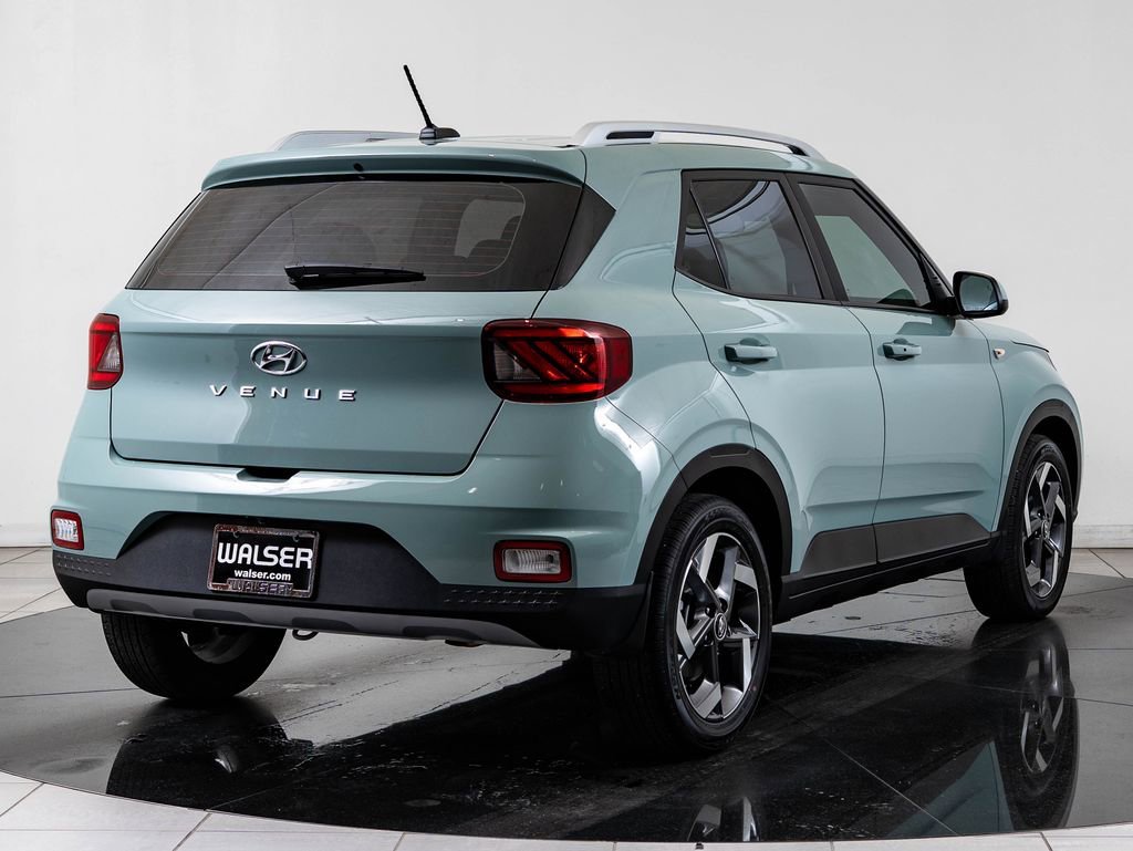Used 2025 Mirage Green Hyundai SEL image 10