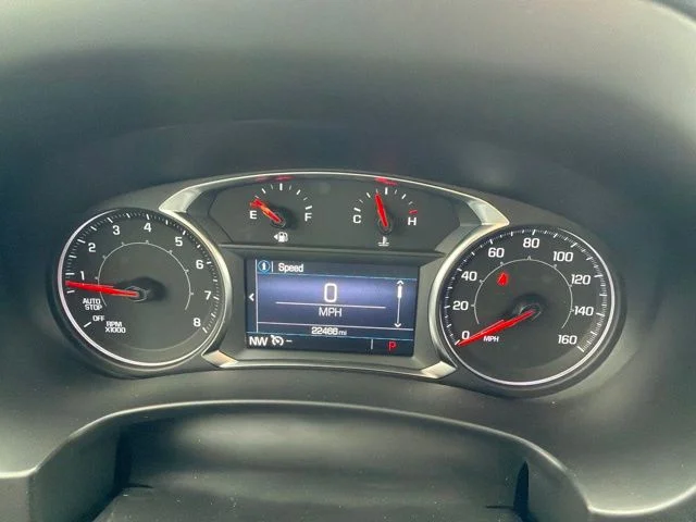 Used 2024 Red GMC SLE image 19