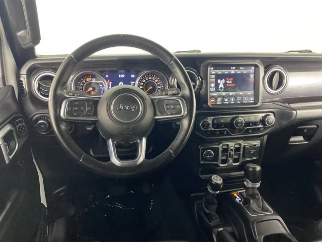 Used 2020 White Jeep Unlimited Sahara Altitude image 20