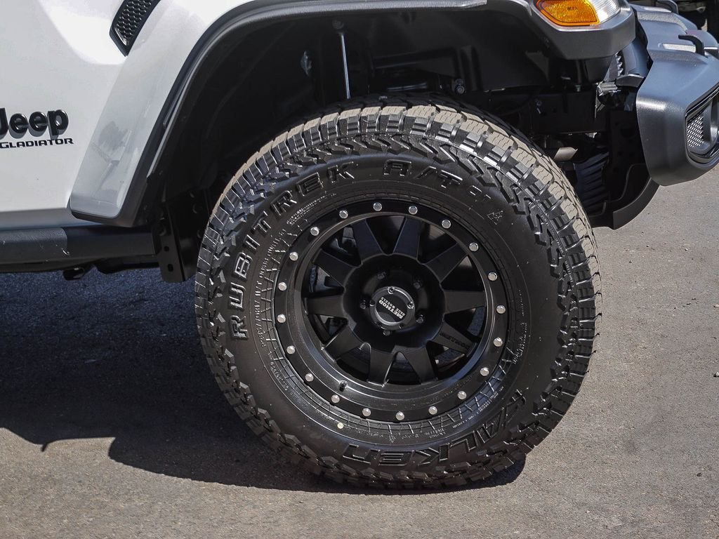 Used 2024 White Jeep Sport image 10
