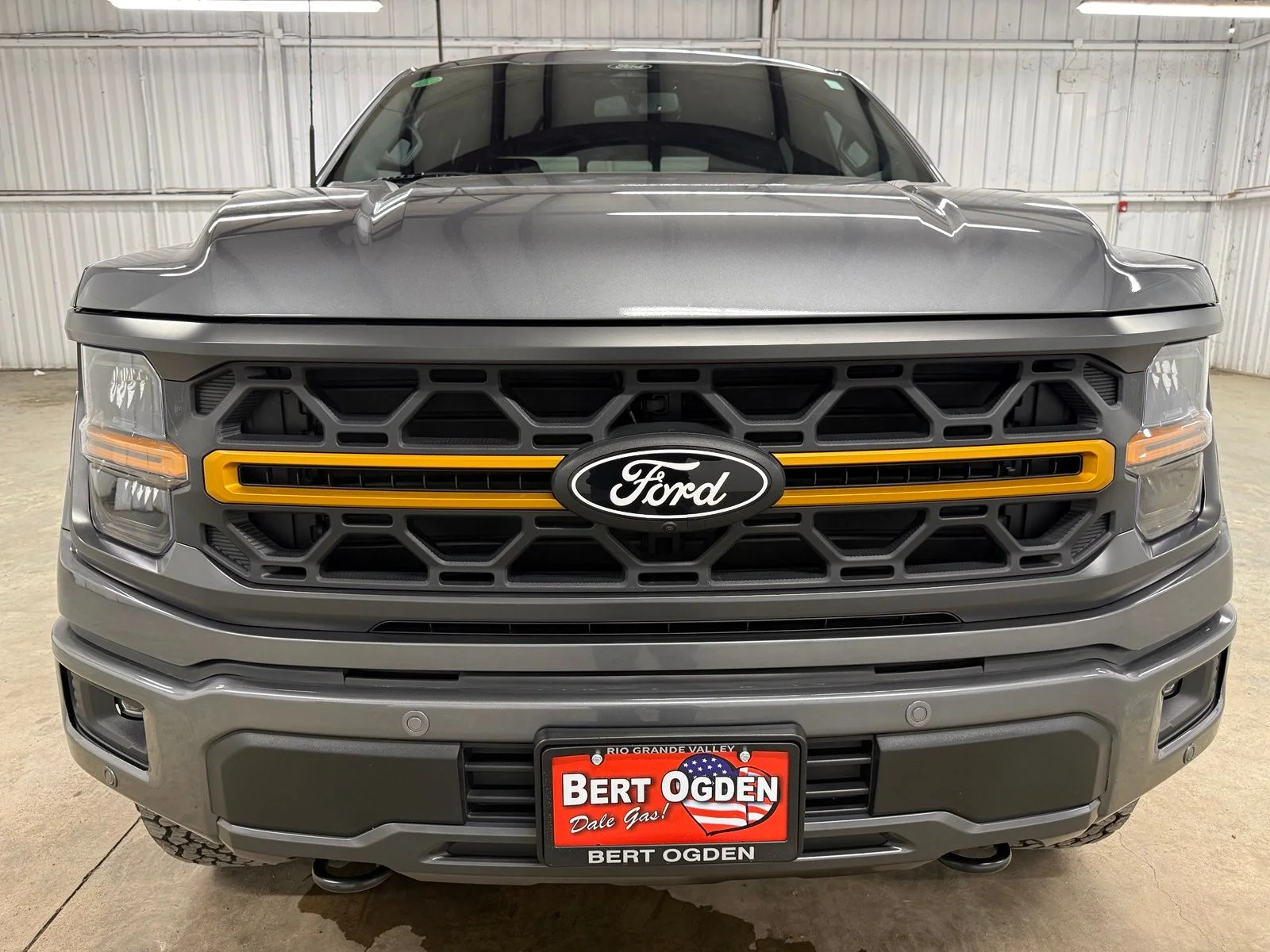 Used 2025 Gray Ford Tremor image 3