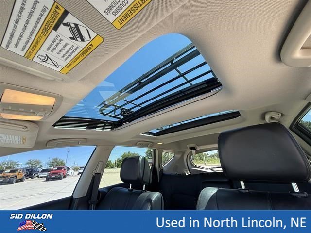 Used 2013 Graphite Blue Nissan SL image 23