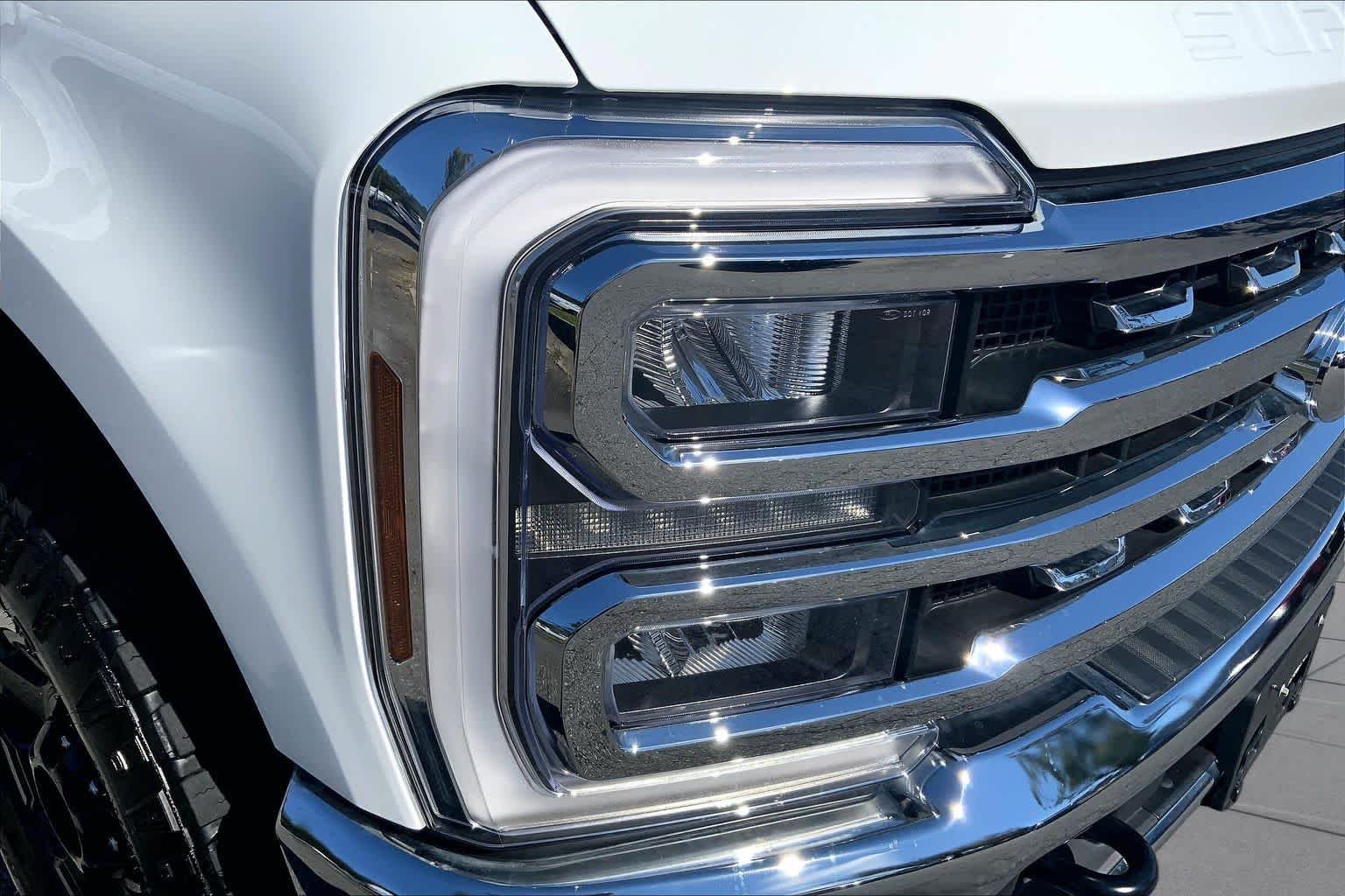 Used 2026 Oxford White Ford LARIAT image 26