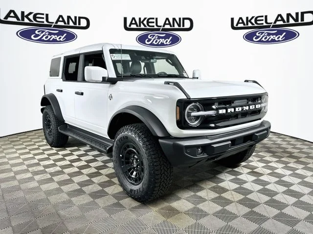 2026 Ford Bronco Outer Banks