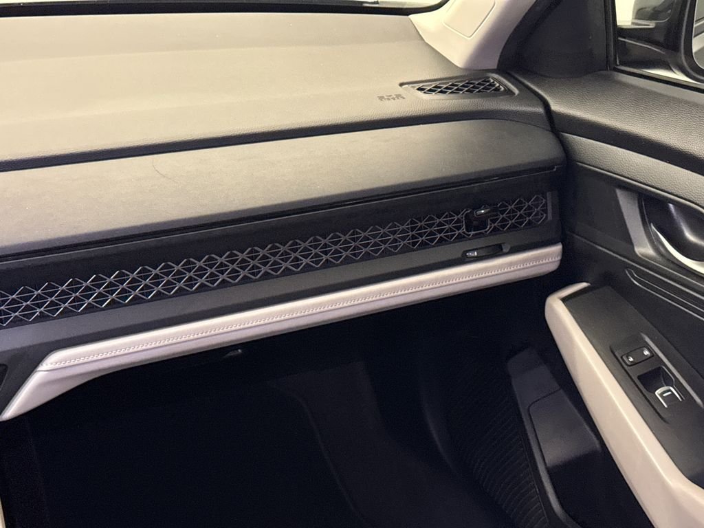 2023 Honda Accord LX - Photo 14