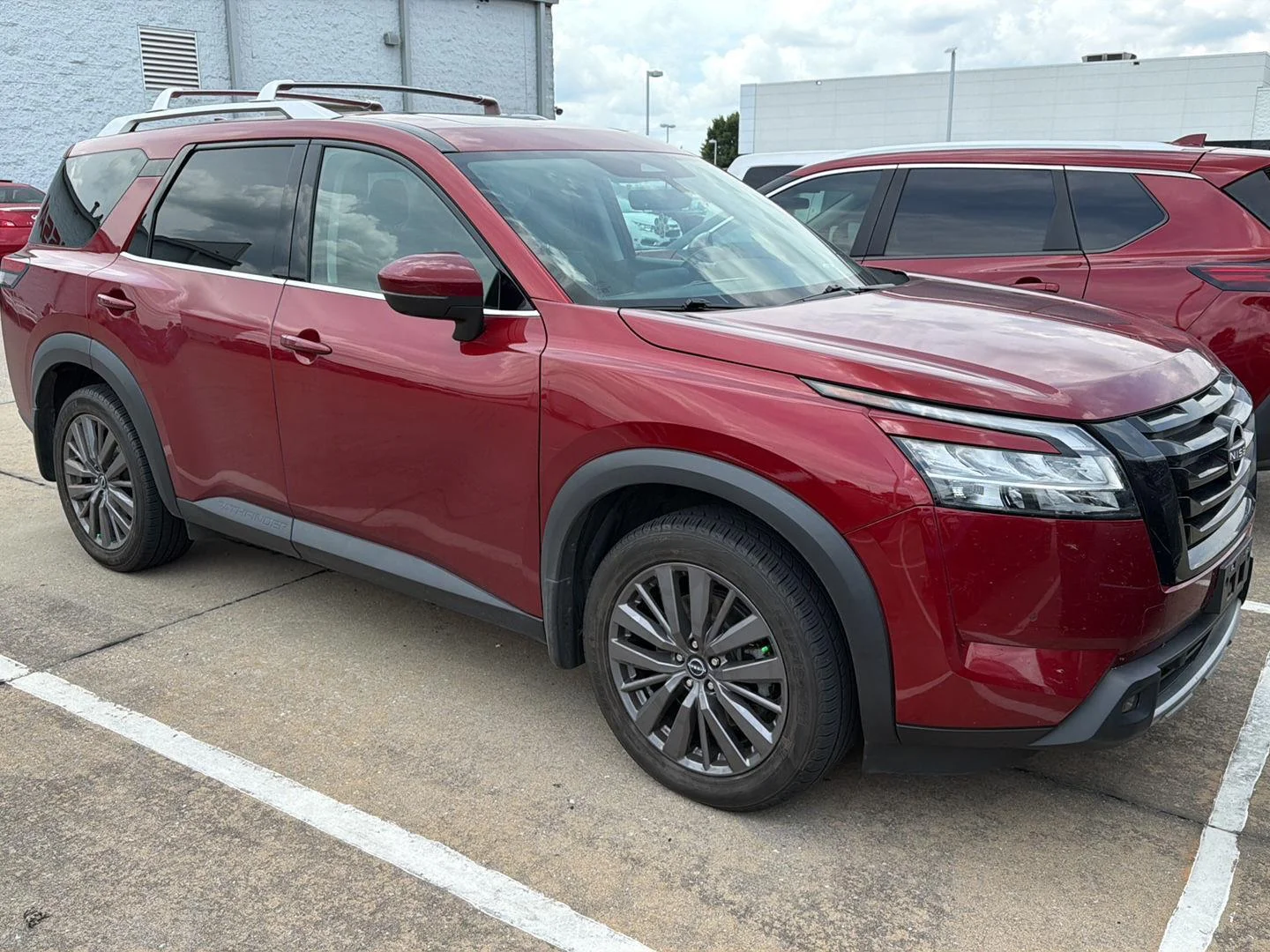 Certified Used 2023 Scarlet Ember Tintcoat Nissan SL image 3