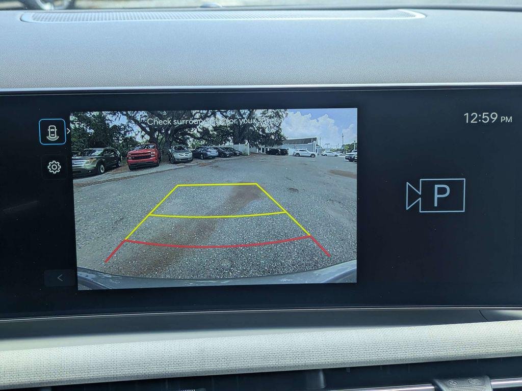 New 2026 Silver Hyundai SEL Premium FWD image 23