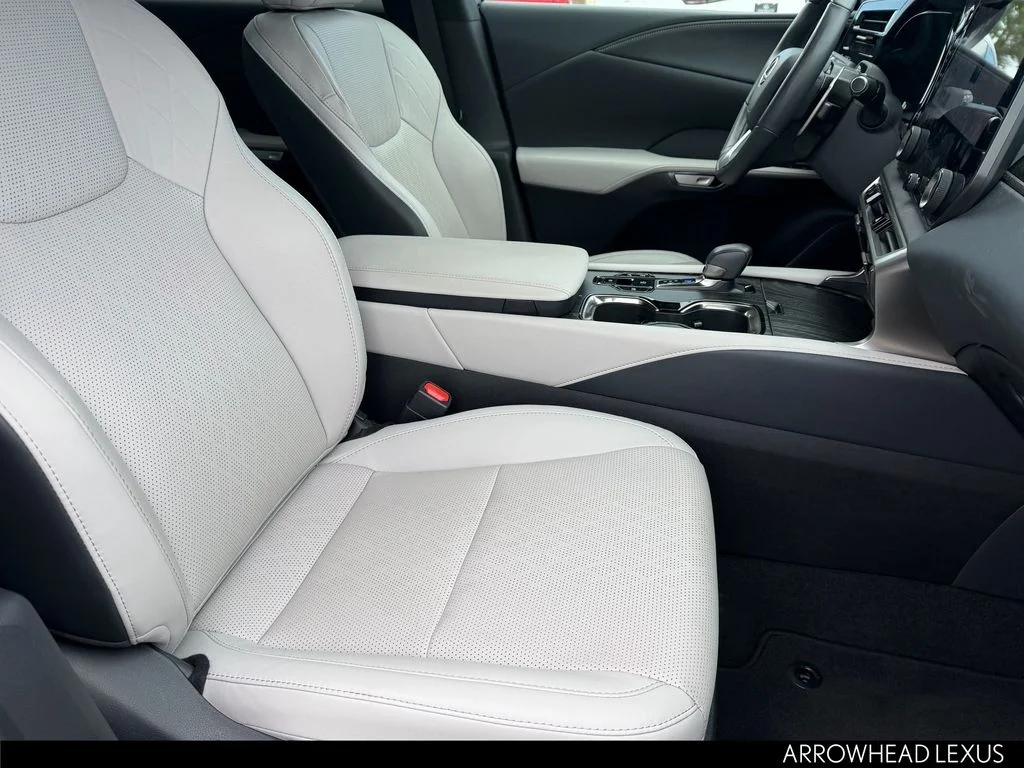 Used 2025 Silver Lexus 350h Premium Plus image 12