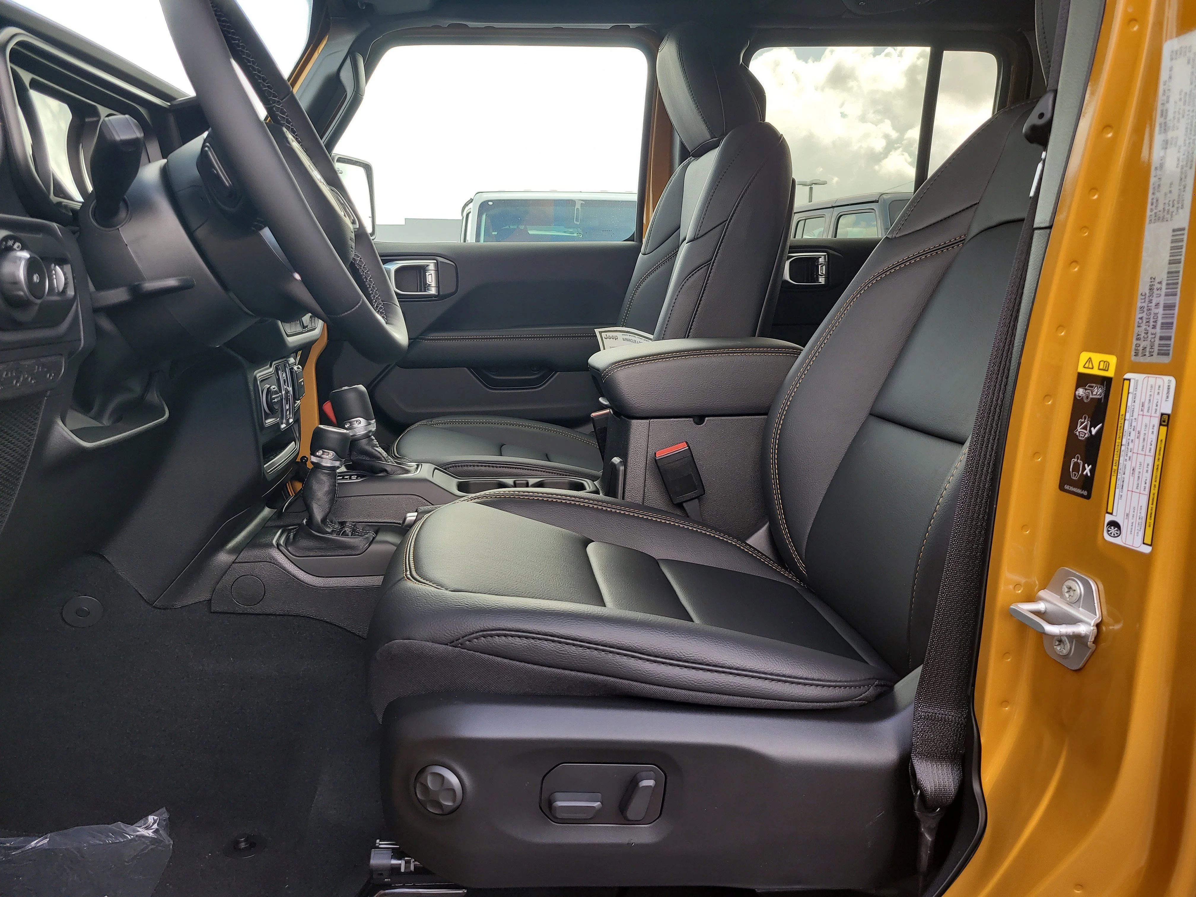 New 2026 Goldilocks Jeep Sahara image 13