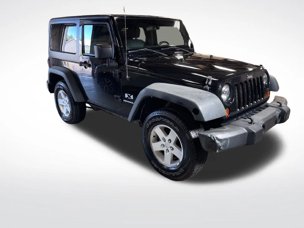 Used 2008 Black Jeep X image 8