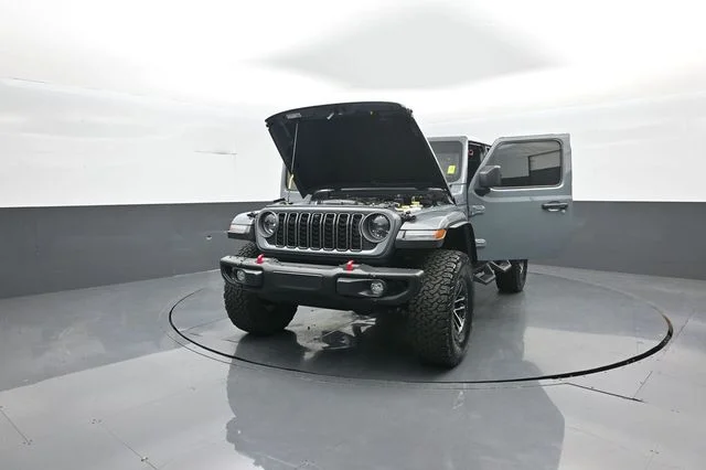 Certified Used 2025 Anvil Clearcoat Jeep Rubicon X image 44