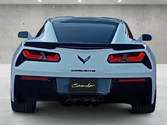 Used 2019 White Chevrolet Stingray image 15