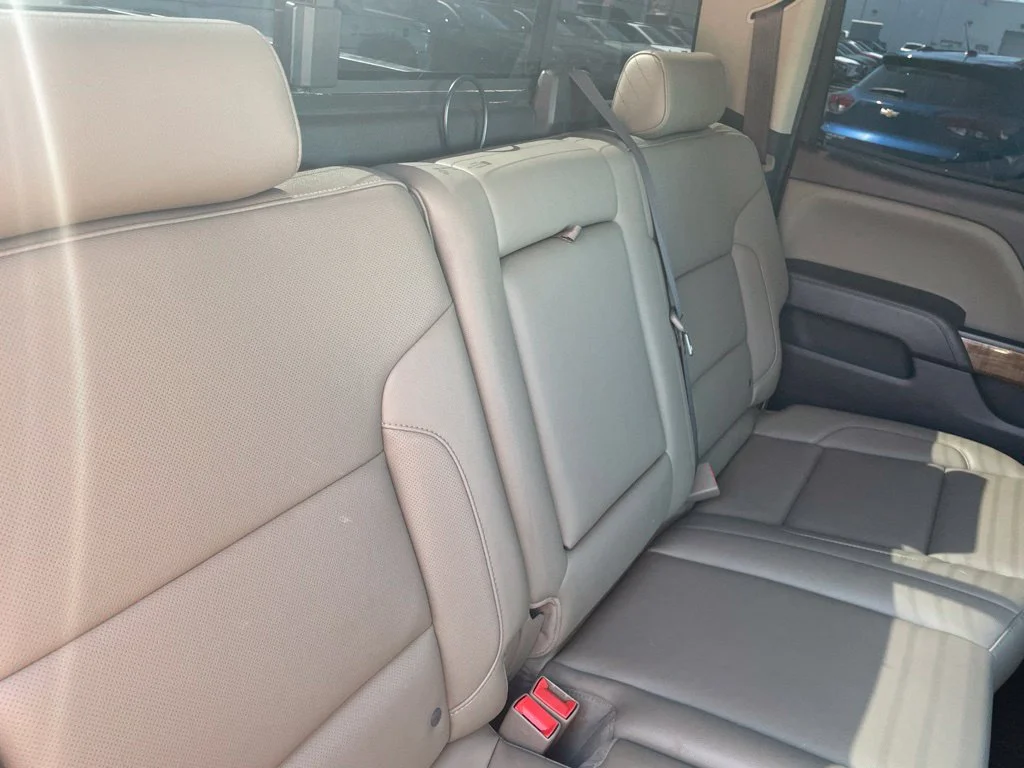 Used 2018 Red GMC SLT image 18