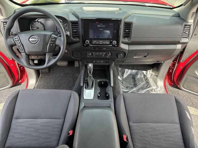 Used 2022 Red Nissan S image 9