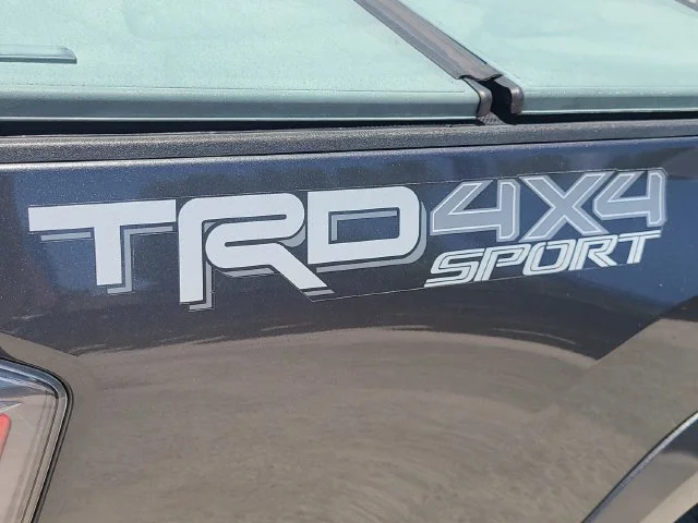 Used 2020 Gray Toyota SR5 image 28