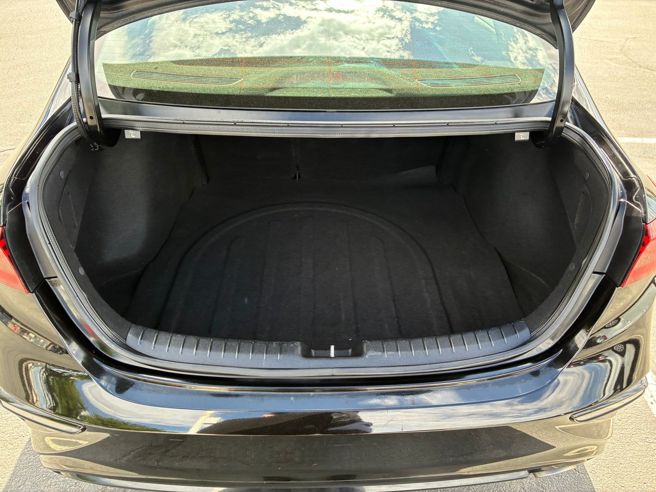 Used 2019 Aurora Black Kia LXS image 25