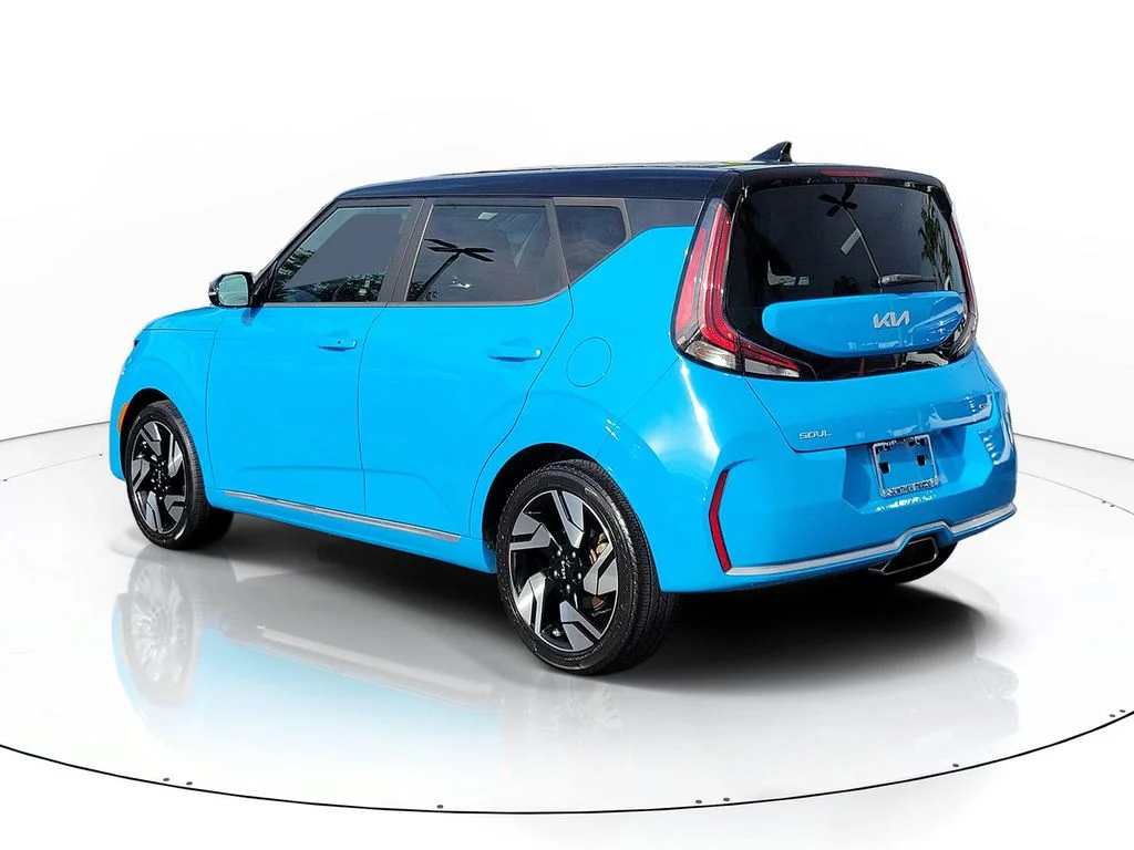 Used 2023 Blue Kia GT-Line image 3