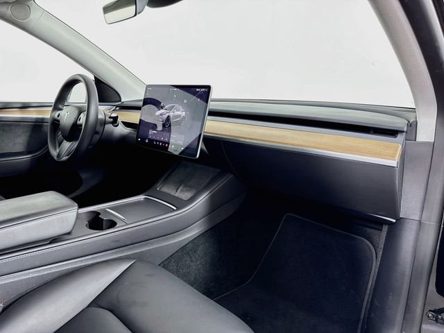 Used 2024 Black Tesla Long Range image 28