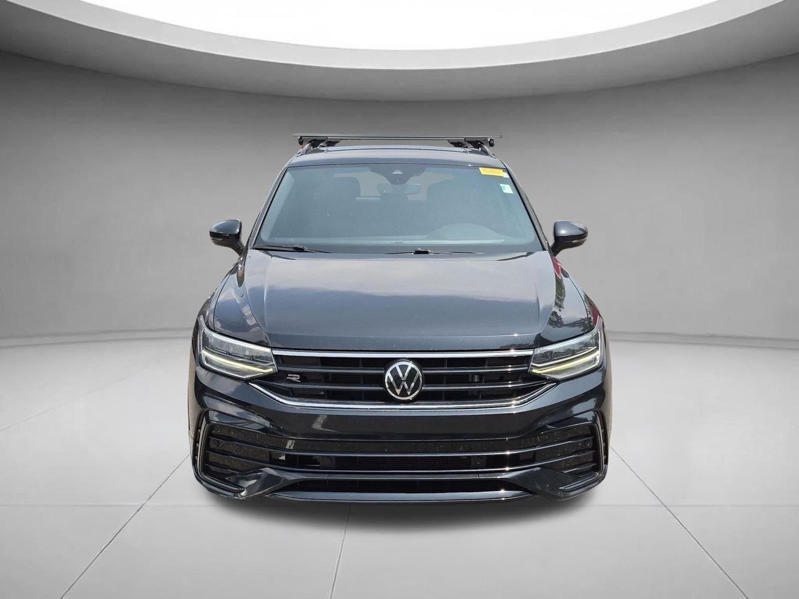 Used 2022 Deep Black Pearl Volkswagen SE R-Line Black image 8