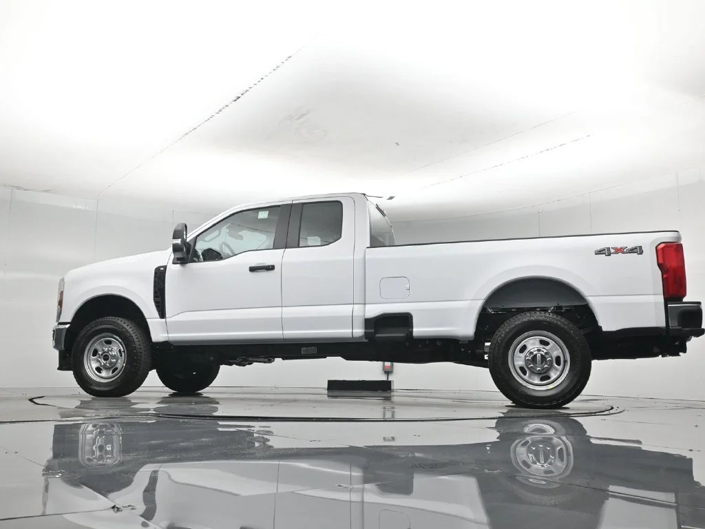 New 2027 White Ford XL image 50