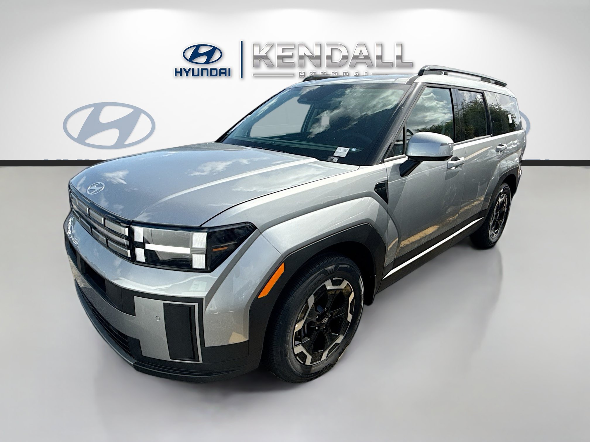 New 2026 Shimmering Silver Hyundai SEL FWD image 27