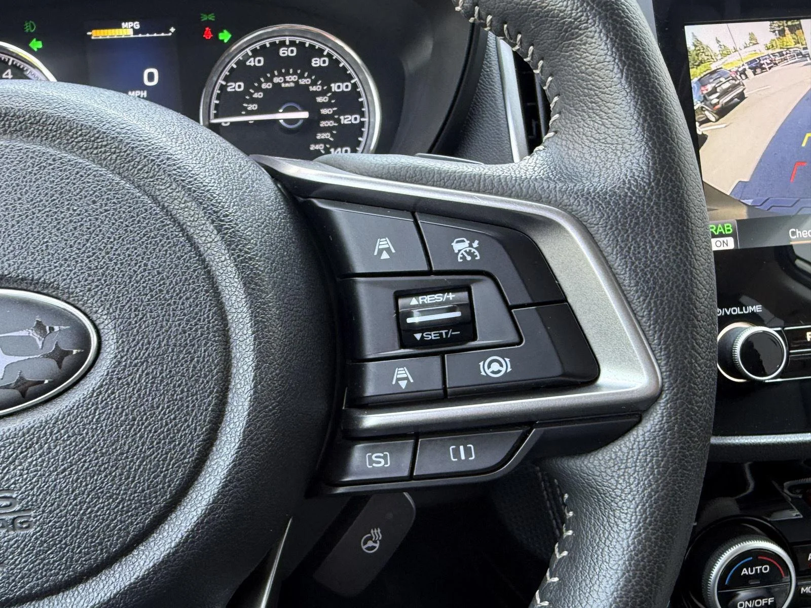 Used 2024 Autumn Green Metallic Subaru Touring image 30