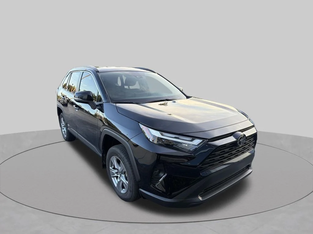 Used 2025 Black Toyota XLE image 18