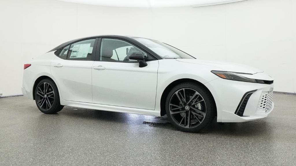 New 2026 Wind Chill Pearl with Midnight Black Metallic roof Toyota XSE image 16