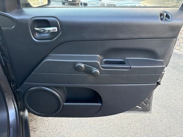Used 2015 Gray Jeep Sport image 12