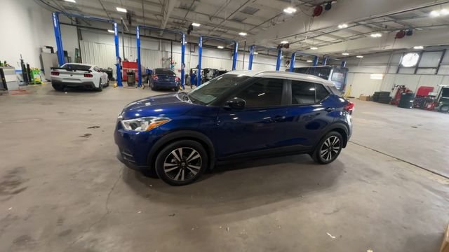 Used 2019 Blue Nissan SV image 6