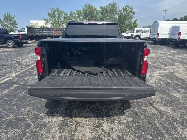 Used 2021 Black Chevrolet Custom image 22