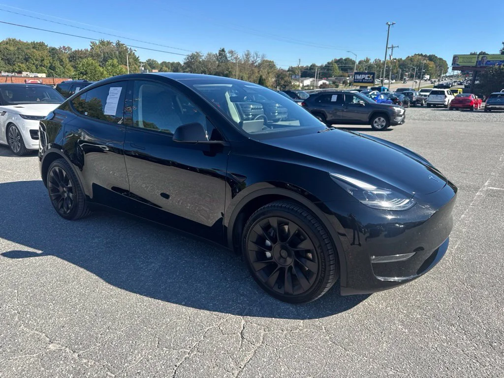 Used 2023 Black Tesla Long Range image 8