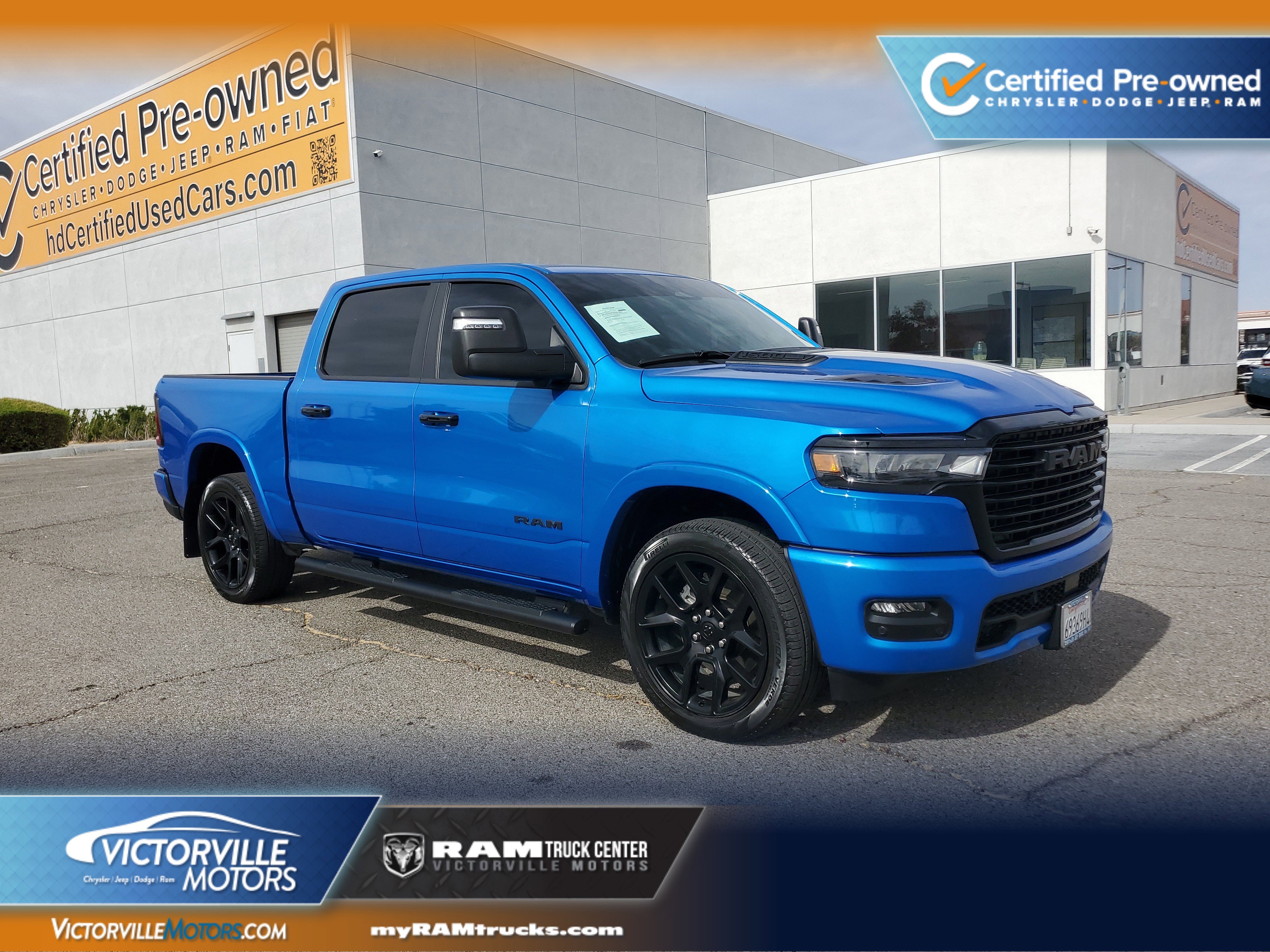 2025 RAM 1500 Laramie 4x4 Crew Cab 5'7's photo